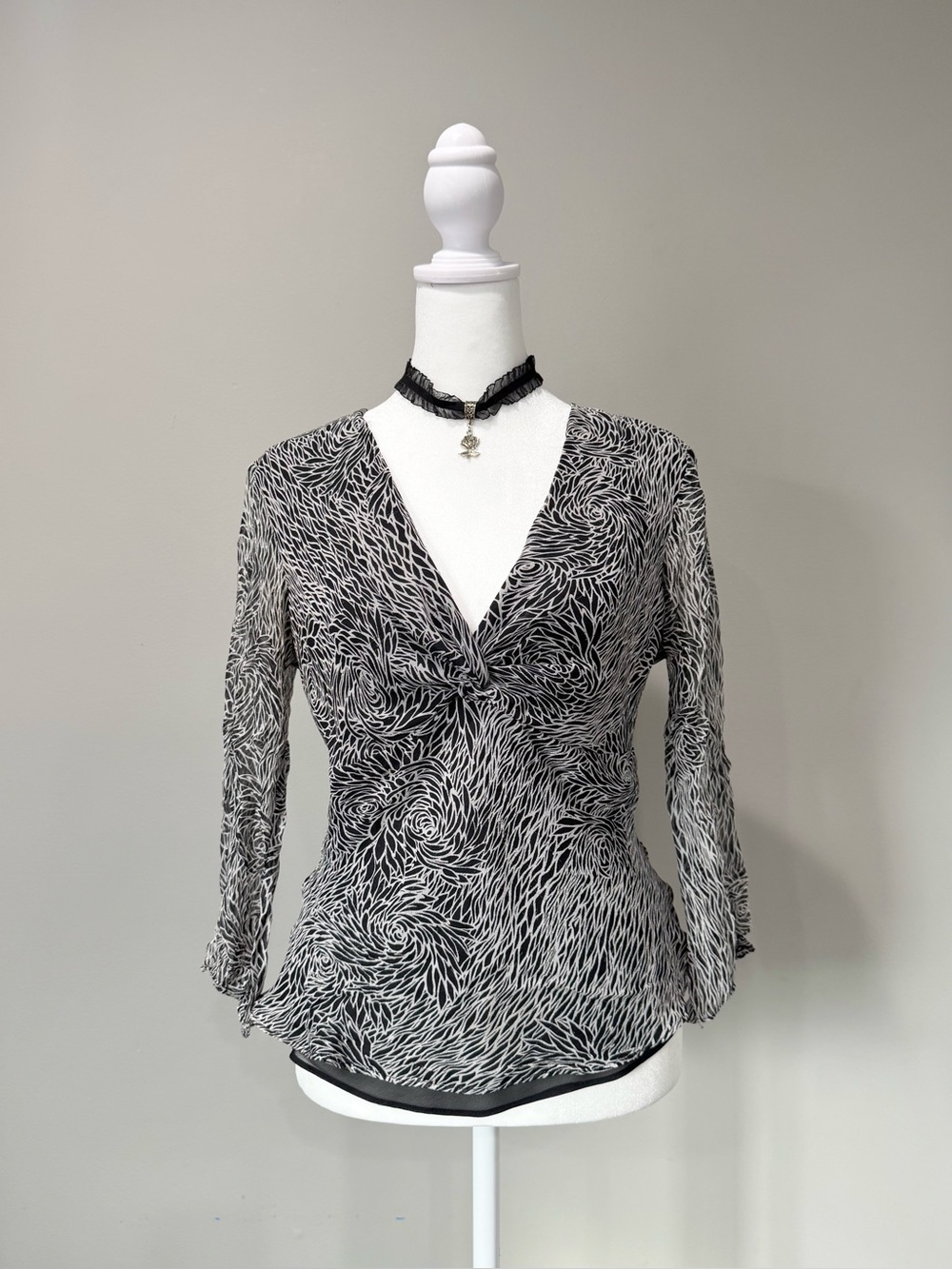 Allison Taylor Vintage Y2K Black & Grey Roses Silk Blouse